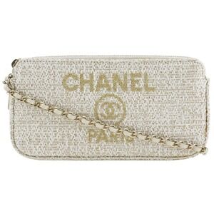 CHANEL White Deauville Shoulder Bag